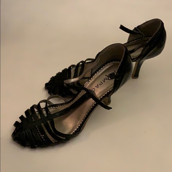 Caged toe heel - Picture 2 of 3